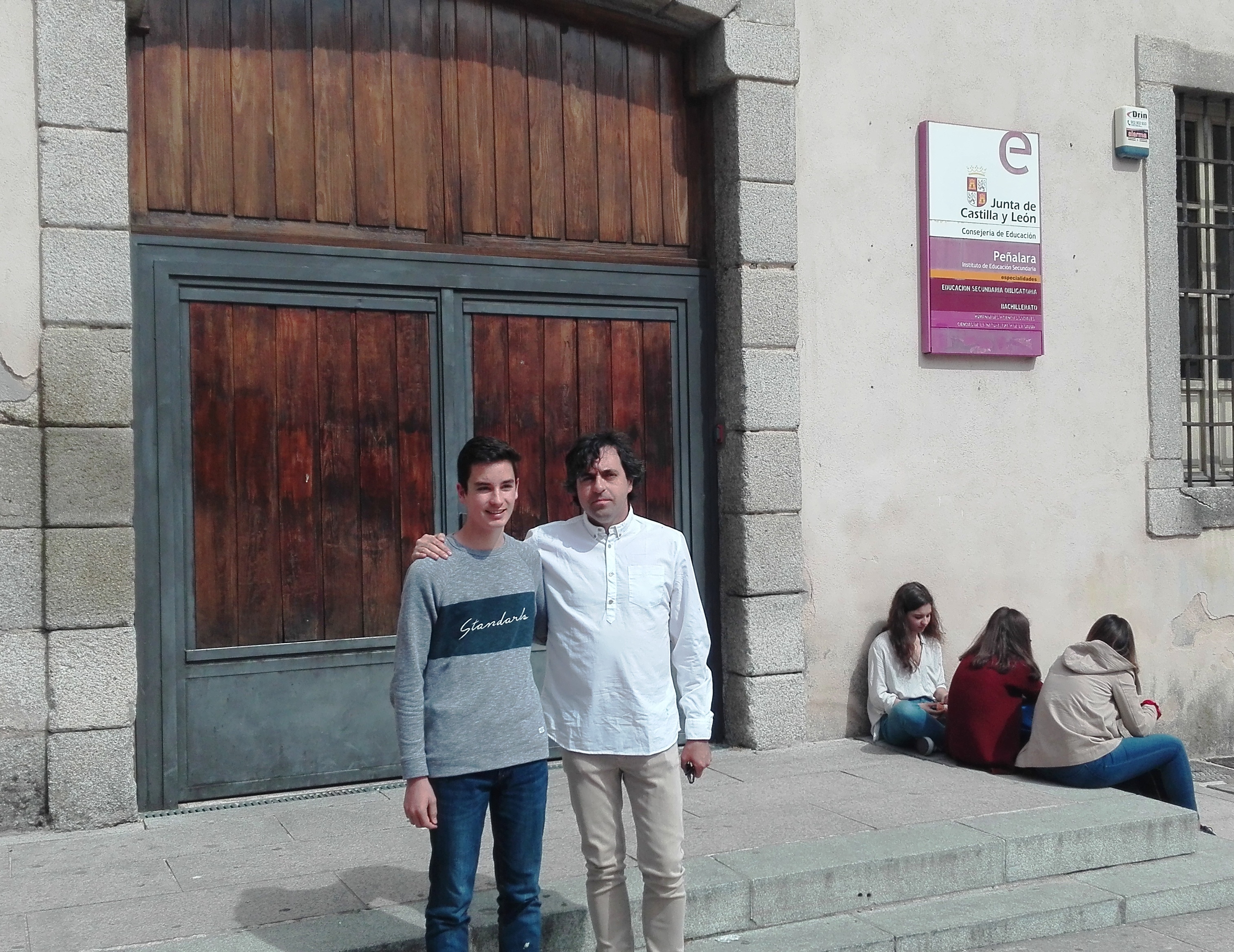 Marcos y Jose Eduardo en la entrada